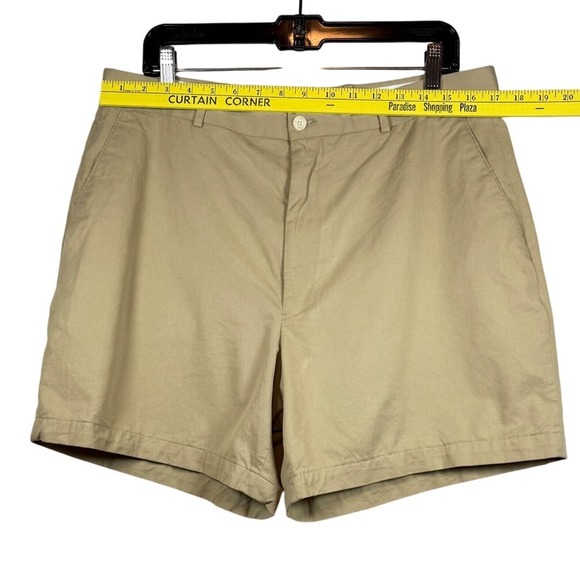 Vintage Fairway & Greene Women's Flat Front Chino Golf Shorts, Khaki, Size W35 - Picture 3 of 8
